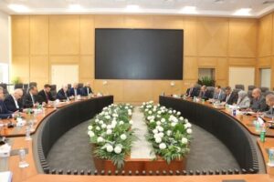وزير الكهرباء يجتمع بالنائب الأول لمدير عام المؤسسة الحكومية الروسية للطاقة الذرية "روسآتوم " 