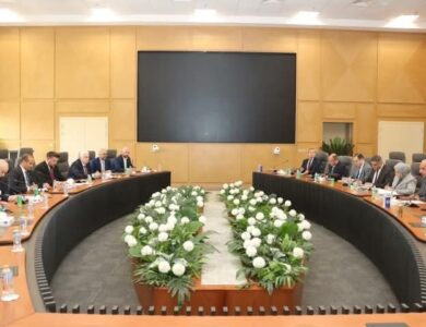 وزير الكهرباء يجتمع بالنائب الأول لمدير عام المؤسسة الحكومية الروسية للطاقة الذرية "روسآتوم " 