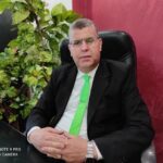 تأسيس معاملة الناس على قاعدة التماس المعاذير