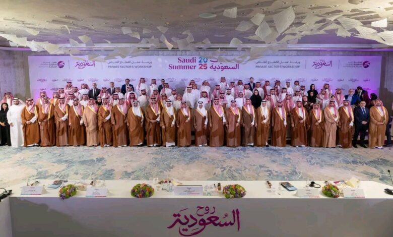 معالي وزير السياحة يقود ورشة عمل لإطلاق برنامج صيف السعودية 2025