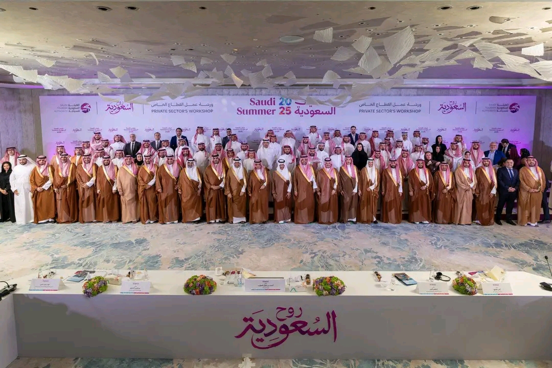 معالي وزير السياحة يقود ورشة عمل لإطلاق برنامج صيف السعودية 2025