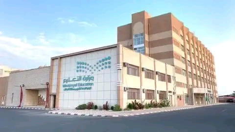 تعليم الطائف يفعل برنامج مكافحة التدخين في المدارس المتوسطة والثانوية
