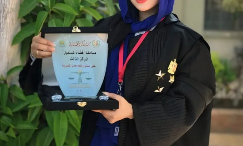 المحامية سمر سمير مثال للنجاح ومن النماذج المشرفة