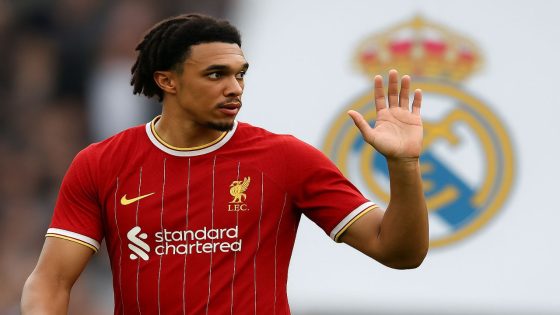 أرنولد يعلن رحيله ع ليفربول وينهى الاتفاقات مع ريال مدريد