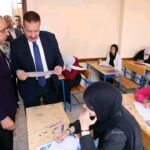 في ثاني أيام امتحانات الإعدادية.. محافظ المنوفية يتفقد اللجان ويوزع دعمًا إنسانيًا لعمال المدارس