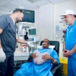 بدموع الرجاء وفرحة النجاة.. حاج مصري يُنقذ من جلطة قلبية حادة ويستعد لإكمال حجه بمدينة الملك عبدالله الطبية