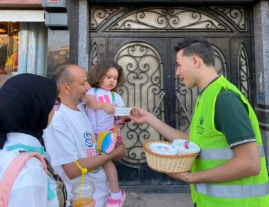 "التحالف الوطني بمحافظة الغربية يرسم فرحة العيد بتوزيع شنط غذائية وعيديات وهدايا للأطفال"
