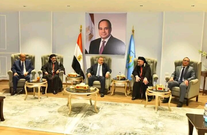 محافظ أسيوط يستقبل المهنئين بعيد الأضحى المبارك من القيادات التنفيذية والدينية والشعبية وممثلي الأحزاب والكيانات الشعبية