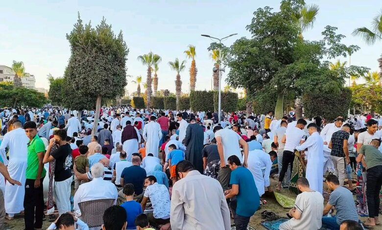 مصر جميله وعظميه لها طقوس وعادات الاحتفال بالأعياد في مصر حاجه تانيه يختلف عن أي بلد في العالم