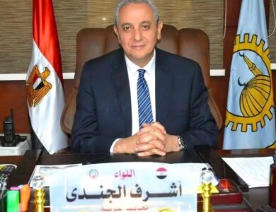 محافظ الغربية يعلن السيطرة على حريق شونة كتان بزفتى و يشيد بتكاتف الجميع ويؤكد نتابع الأوضاع على الأرض حتى استقرارها الكامل