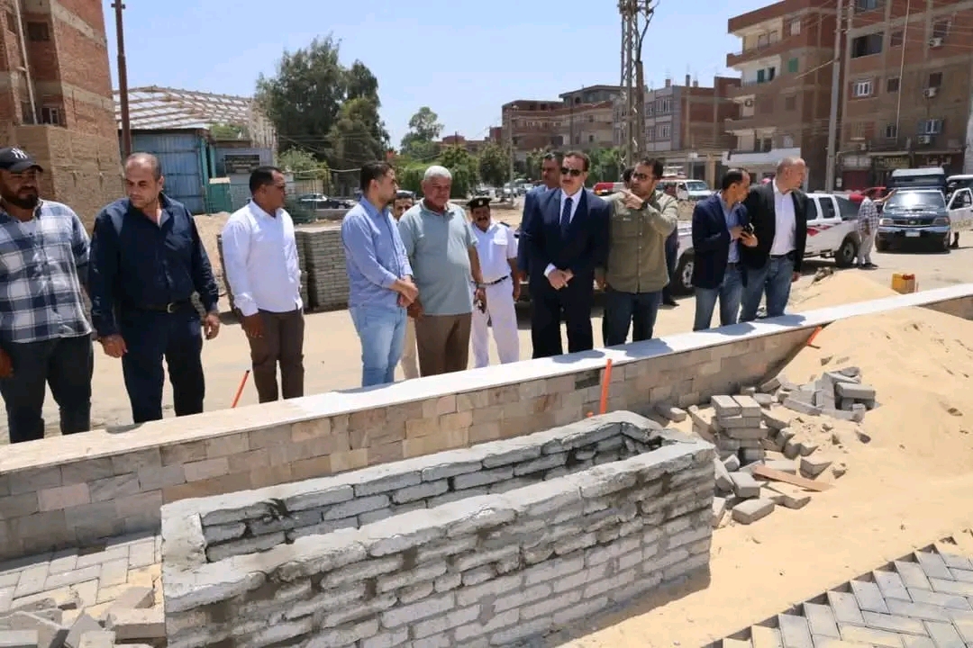محافظ المنوفية يتفقد مشروعات تطوير مداخل العاصمة