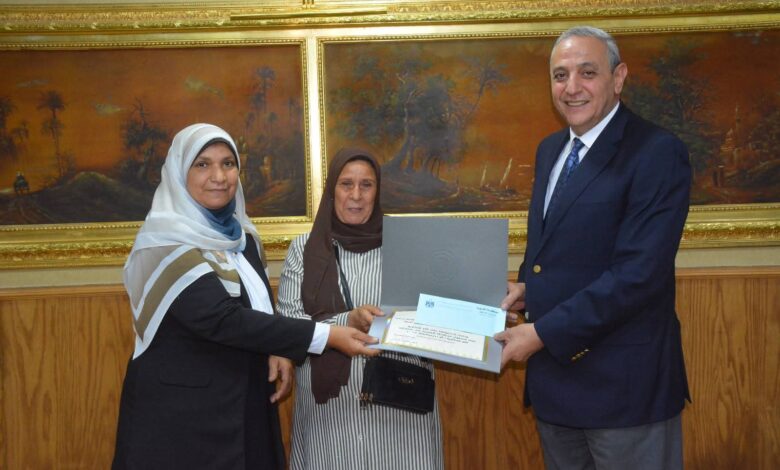 اللواء اشرف الجندي في يوم الوفاء: أم عظيمة وراء كل بيت ناجح.. وتكريم الأم رسالة تقدير من الدولة لكل سيدة تحملت وصبرت