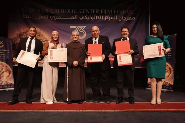 تكريم قناة نايل سينما من المركز الكاثوليكي للسينما المصرية في عيد الإعلاميين