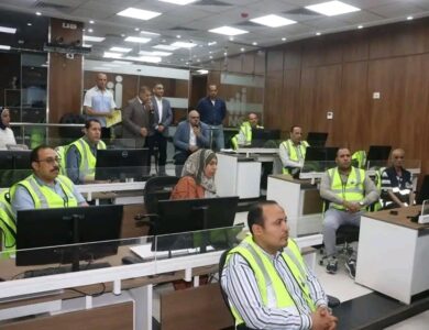 محافظ القليوبية يتابع امتحانات الثانوية العامة من مركز الشبكة الوطنية للطوارئ والسلامة بديوان عام المحافظة