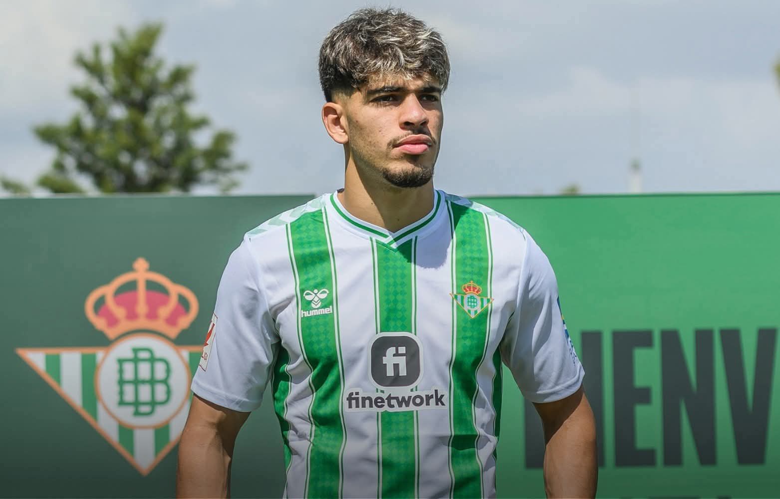 الزلزولي في طريقه إلى الدوري الإيطالي