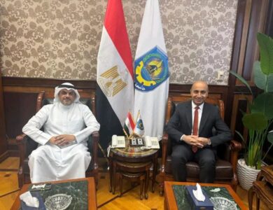 رئيس جامعة دمنهور يستقبل رئيس المكتب الثقافي بسفارة الكويت بالقاهرة