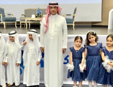 الغامدي يلتقي بالمستثمرين وملاك مدارس التعليم الخاص بالطائف لمناقشة الفرص والتحديات