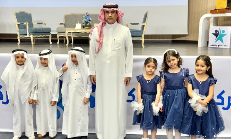 الغامدي يلتقي بالمستثمرين وملاك مدارس التعليم الخاص بالطائف لمناقشة الفرص والتحديات