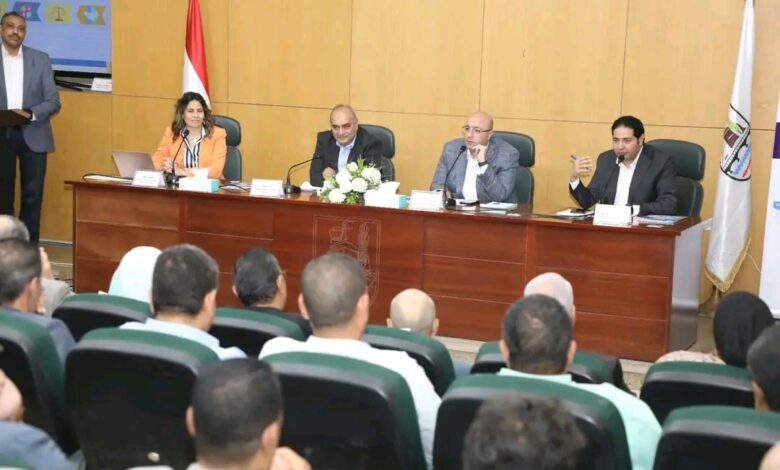 محافظ بني سويف يشهد جلسة حوار مجتمعي ضمن فعاليات النموذج الوطني للموازنة التشاركية لإعداد موازنة 2025/2026