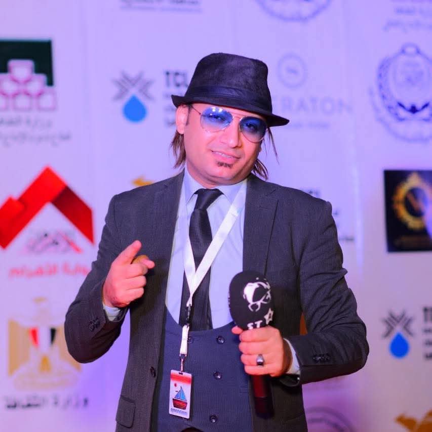 القبض علي “المذيع الفرفوش” بتهمة نشر محتوى خادش ومخالف للقيم العامة.