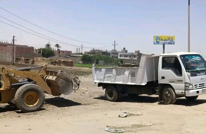 محافظ أسيوط يوجه بتكثيف حملات النظافة بمختلف الأحياء والمراكز .. وحملة موسعة بـ4 مراكز للارتقاء بالمنظومة البيئية