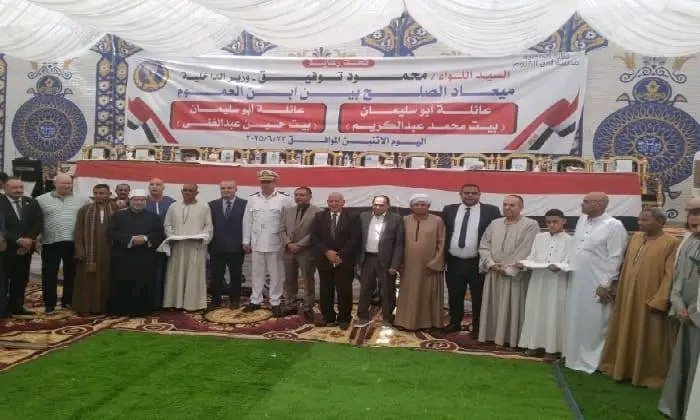 الكفن يُغلق جرحًا عمره 5 سنوات.. إنهاء خصومة ثأرية بين أبناء العم بعائلة "أبو سليمان" في طامية.