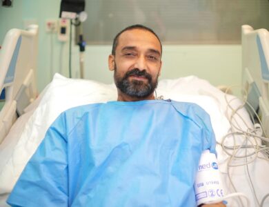 عاد قلبه ينبض في رحاب مكة..إنقاذ حياة حاج باكستاني من موت محقق بعد توقف قلبه خمس مرات بطبية مكة