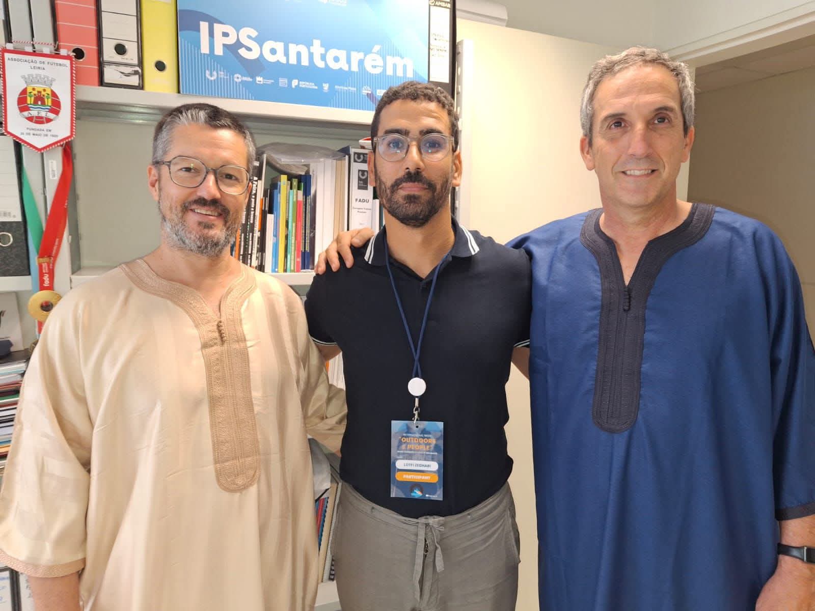 الدكتورلطفي الزغاري يترافع اكاديميا عن الرياضة بالبرتغال