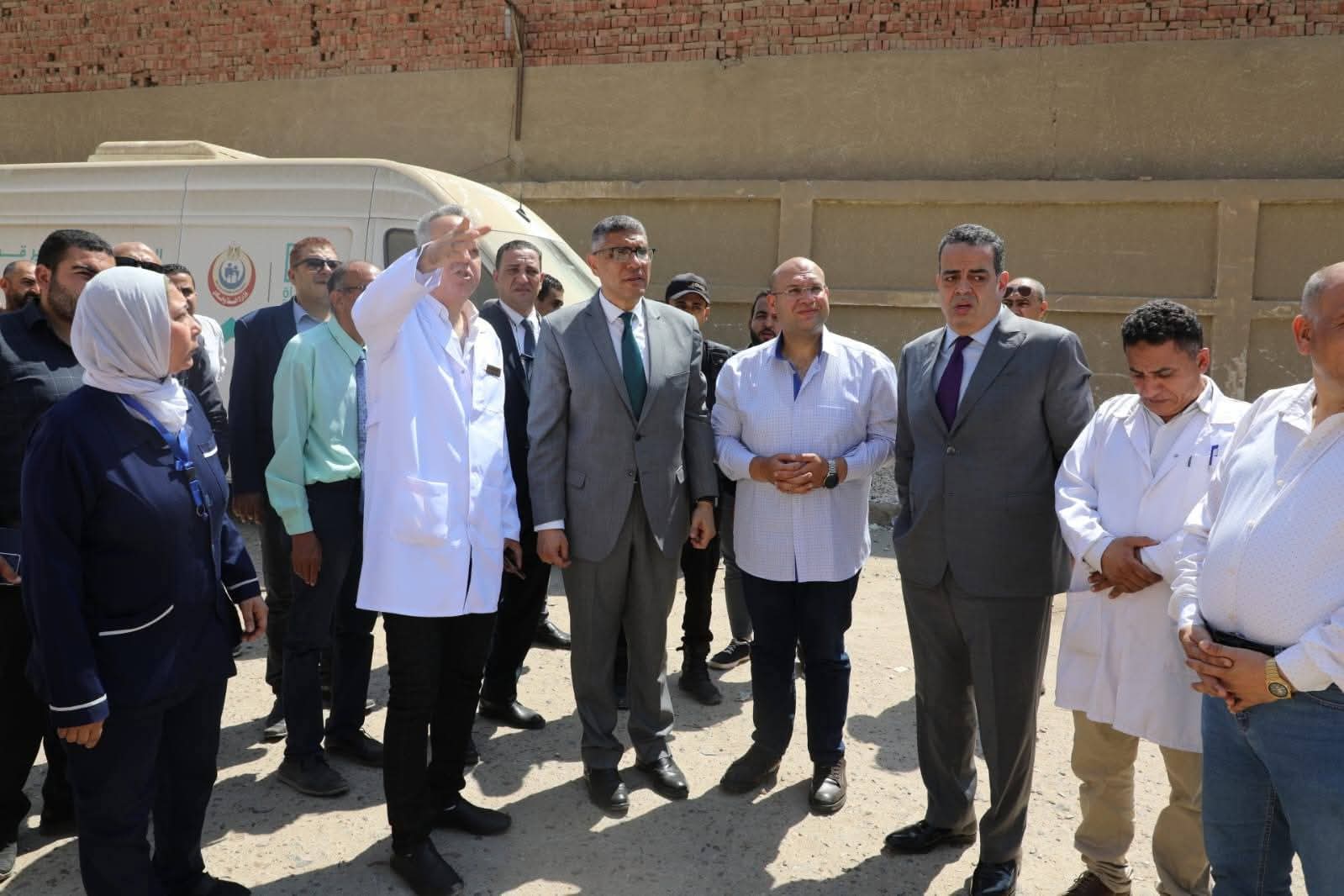 محافظ الجيزة يتفقد مستشفى الحوامدية العام للوقوف على جودة الخدمات الصحية المقدمة للمواطنين 