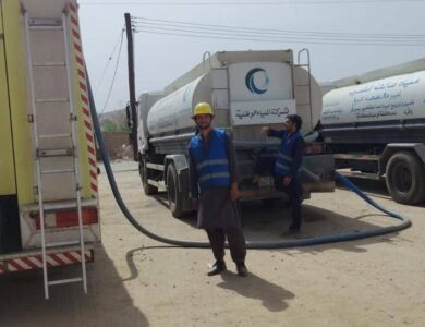 بيئة العرضيات تباشر حريقًا بوادي يبه مع الجهات الحكومية التي سيطرت عليه