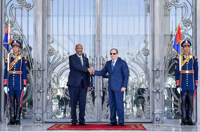 الرئيس السيسى يستقبل الفريق البرهان رئيس مجلس السيادة السودانى