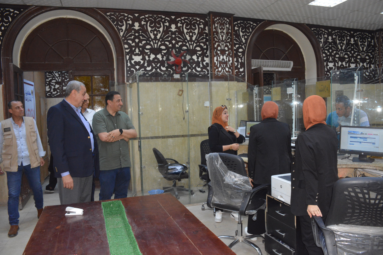 التأكيد على تبسيط الإجراءات وتحقيق رضا المواطنين بالغربية