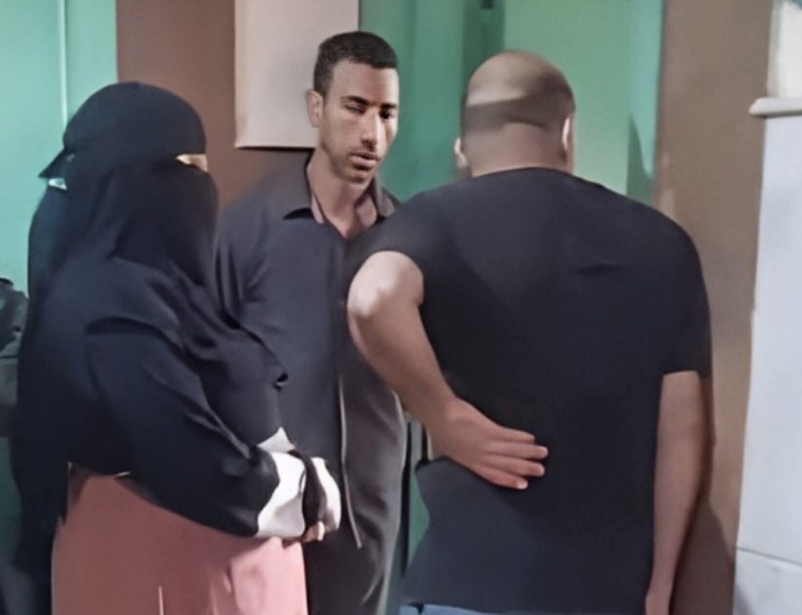 جثة امك اتبدلت بالخطأ يا حاجه …كارثه في مشرحة زفتي