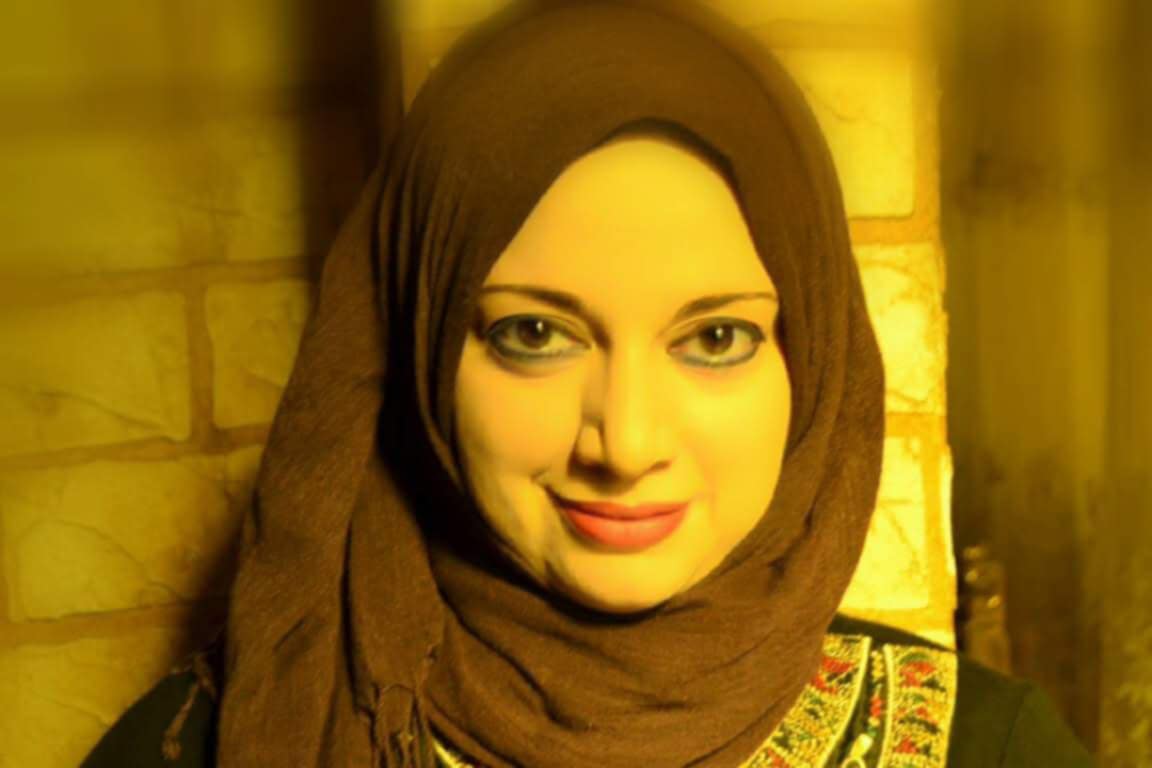 كيف نُفصٌـل ذواتنـا؟ بقلـم ريهــام عبـدالـواحــد
