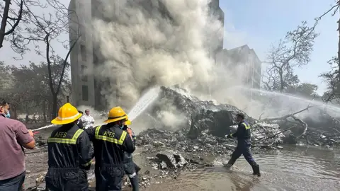 تفاصيل سقوط الطائرة الهندية وجنسيات الضحايا