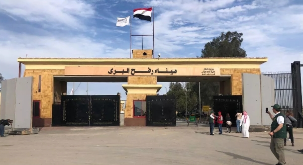 مصر تؤكد على ضرورة احترام القوانين المنظمة لدخول أراضيها