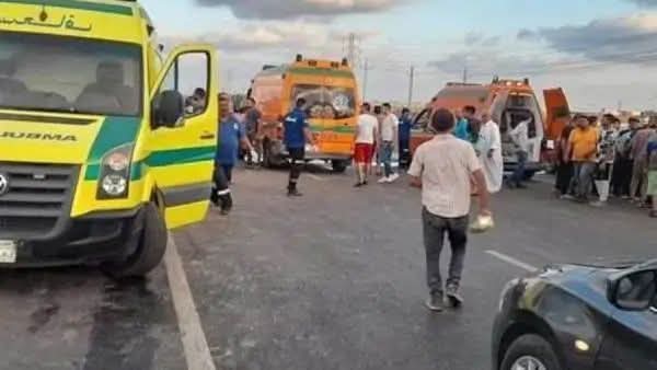 إصابة 4 أشخاص في انقلاب سيارة على طريق أسيوط الصحراوي بالفيوم بسبب السرعة الزائدة
