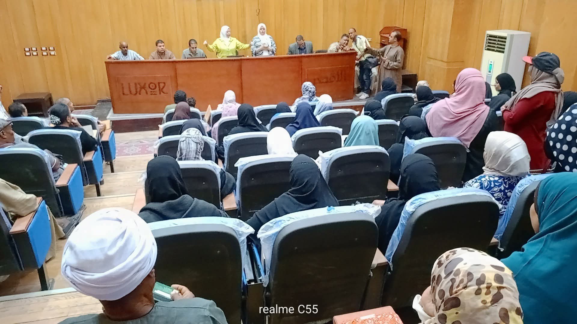 وزارة التضامن الاجتماعي شكلت لجنة لبحث مشاكل فيز تكافل وكرامة المعطلة والموقوفه باسنا