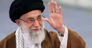 عاجل : خامنئي يفوض صلاحياته للحرس الثوري ويختبئ في مكان سري تحت الأرض !