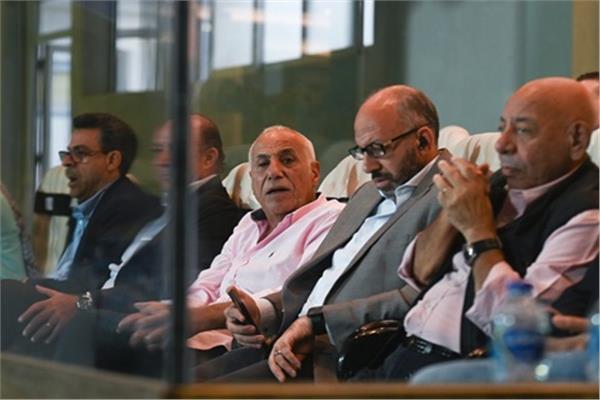 نجم الزمالك يفتح النار على لبيب ورفاقه : كوارث المجلس كتير ومستحملين .. إلا كدة !