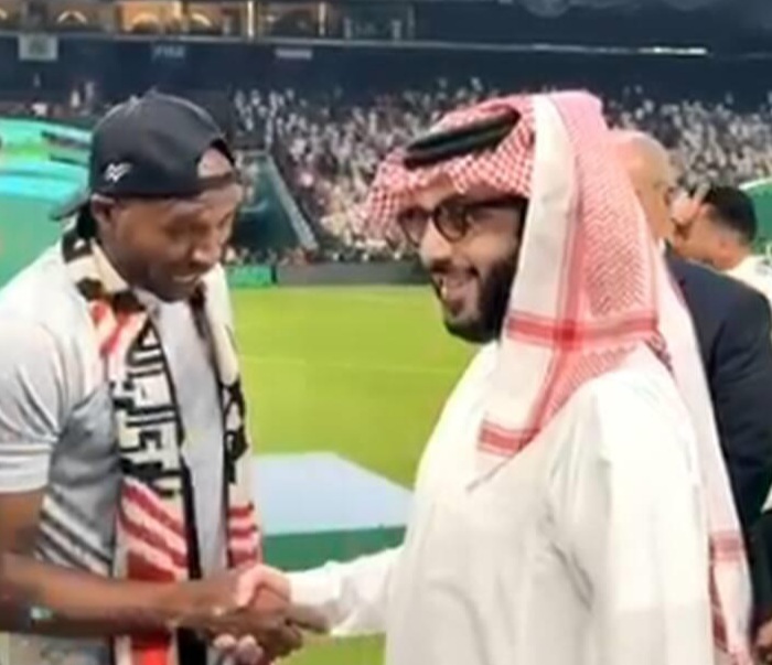 شيكابالا يفسخ تعاقده مع MBC بعد سخرية حرفوش ابن برقوق لتركي آل الشيخ !