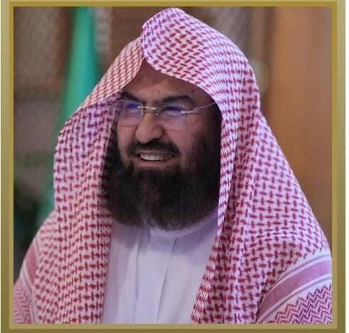 السديس يوجه بدعم برنامج “إجابة السائلين” في المسجد النبوي بالكفاءات الشرعية المؤهلة