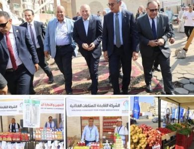 وزير التموين والتجارة يرافق محافظ القاهرة في افتتاح سوق اليوم الواحد بالجمالية.