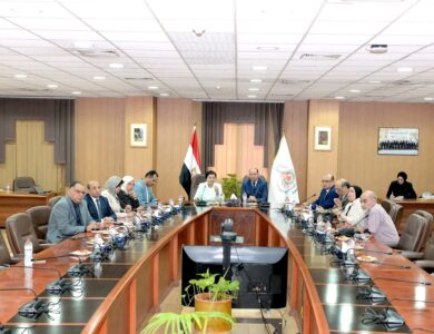 رئيس جامعة المنصورة يستقبل نائب وزير الصحة والسكان لبحث سبل التعاون في تنفيذ الخطة العاجلة للسكان والتنمية
