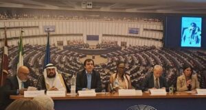 معالي الدكتور عبدالعزيز سرحان يشارك في ندوة
(الثقافات- في حركة تحليل الهجرة - ورؤية لمستقبل مشترك