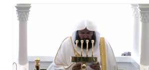 تُرجمت إلى 35 لغة ووصلت للملايين في العالم.. السديس في خطبة الجمعة بالمسجد الحرام: الإسلامُ ينبذ العنف ويحقق الوئام..