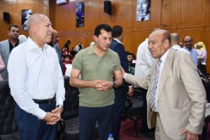 وزير الشباب ومحافظ القاهرة يفتتحان   منشآت رياضية في العيد القومي للمحافظة