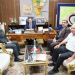 محافظ المنوفية يلتقي مسئولي جهاز تنمية المشروعات لدعم المشروعات الصغيرة وتوفير فرص عمل للشباب.