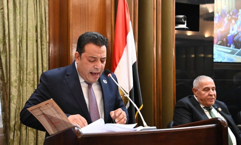 الخبير الدستورى " ميشيل حليم " يناشد السيد الرئيس بعدم التوقيع على قانون الإيجار الجديد