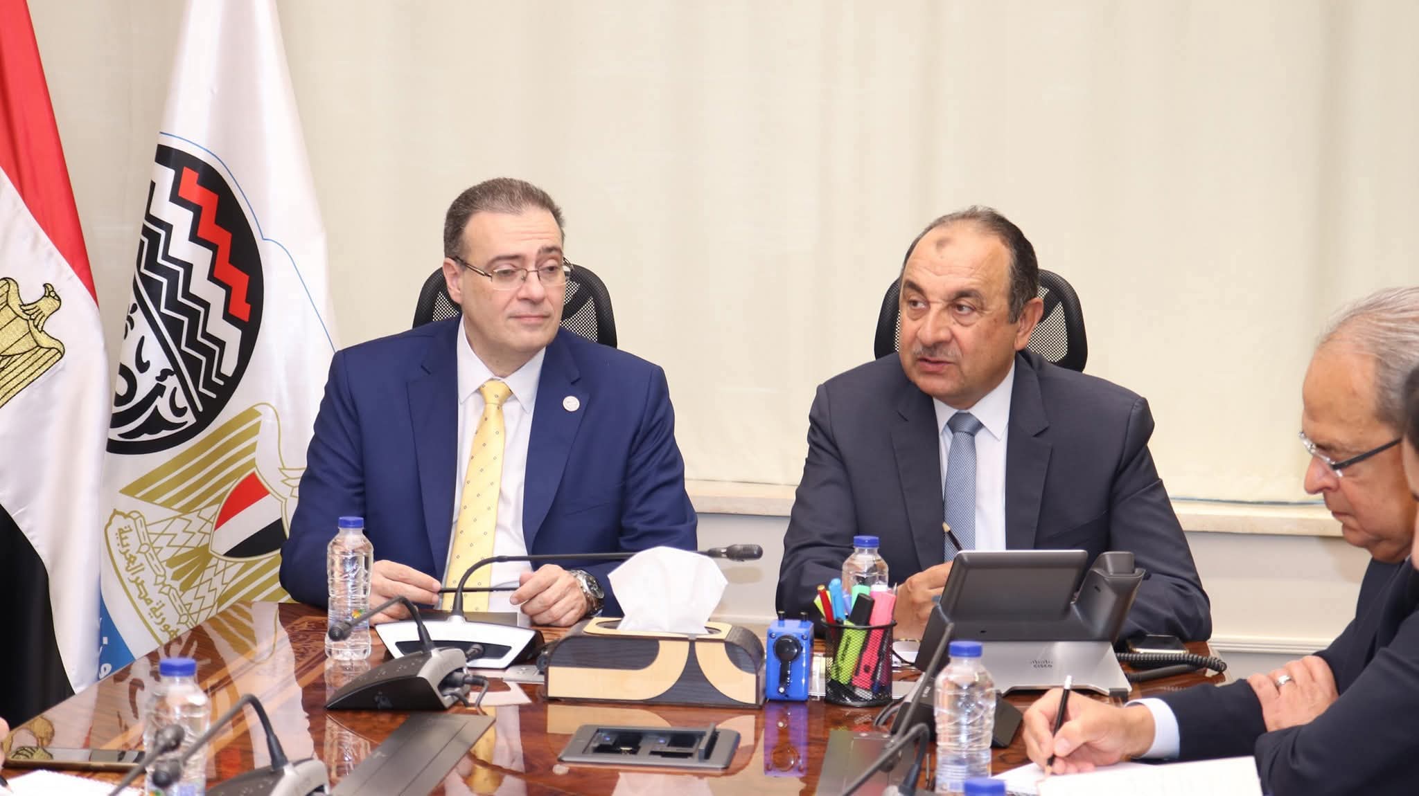 وزير قطاع الأعمال يستقبل رئيس المركزي للتنظيم والإدارة لتعزيز التعاون المشترك